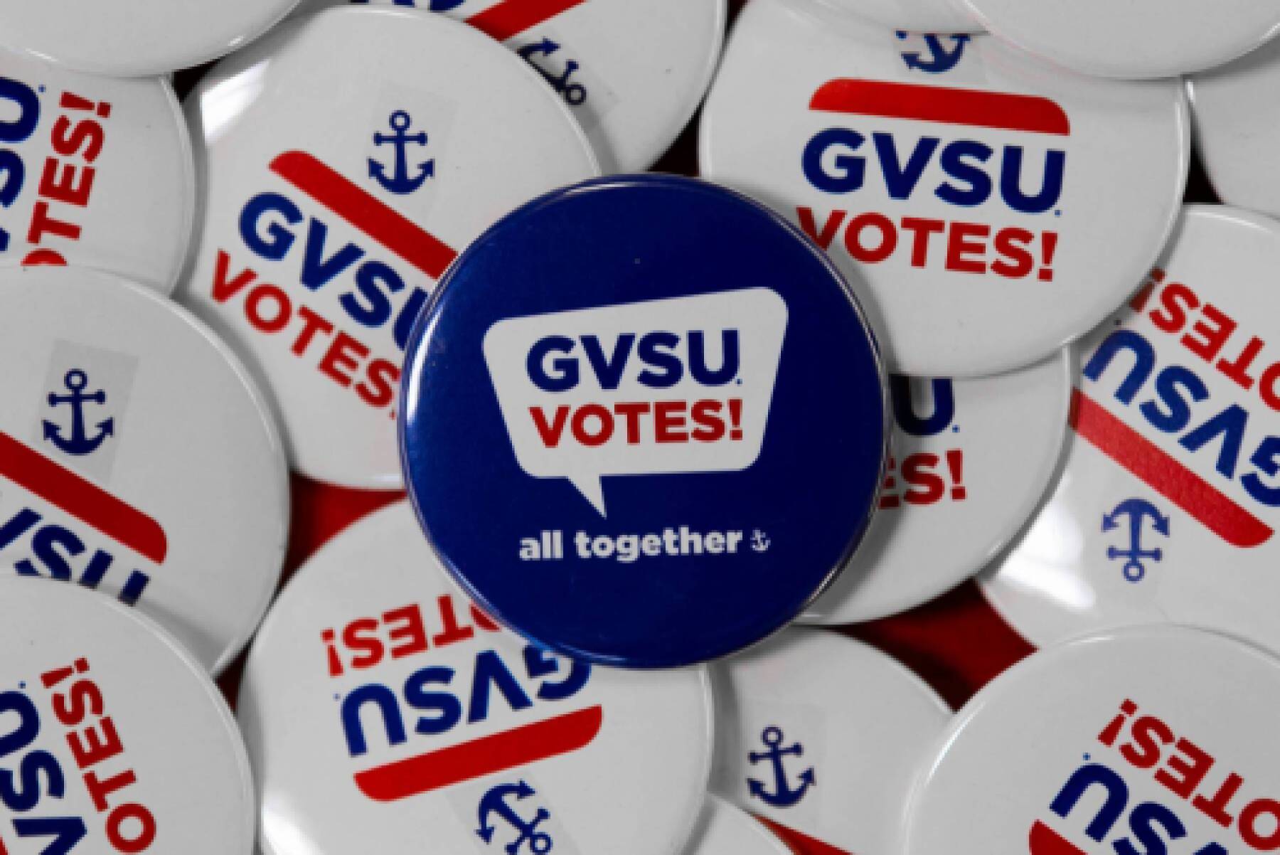 "GVSU Votes!" buttons